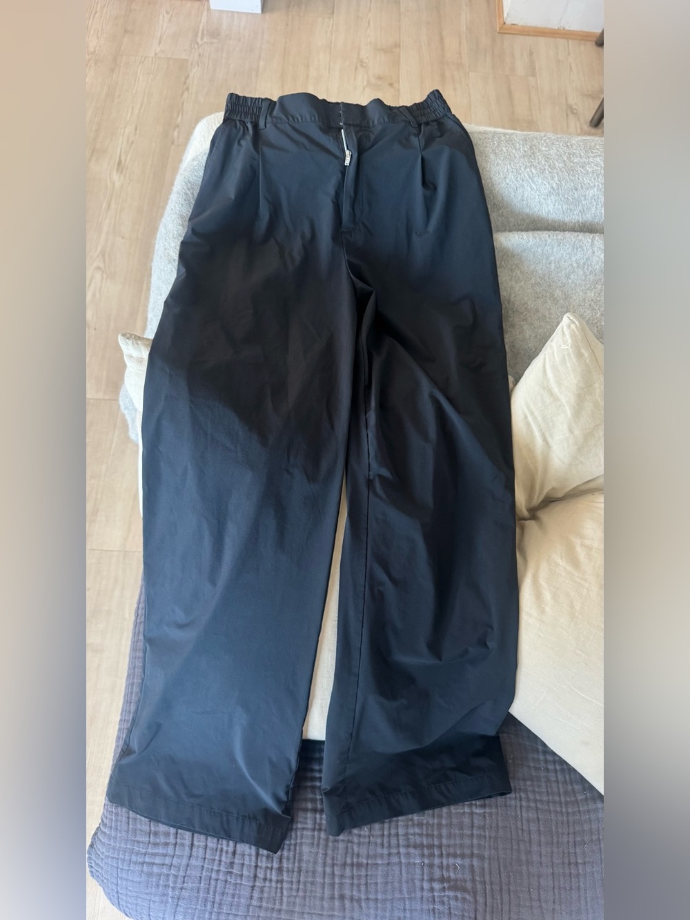 ALO YOGA stretch high-rise trousers - Picture 7 of 7